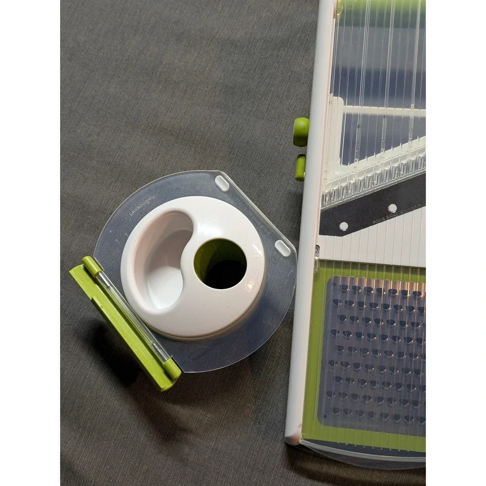 Progressive Mandoline Slicer Set with 3 Interchangeable Blades and Guard - Picture 3 of 4